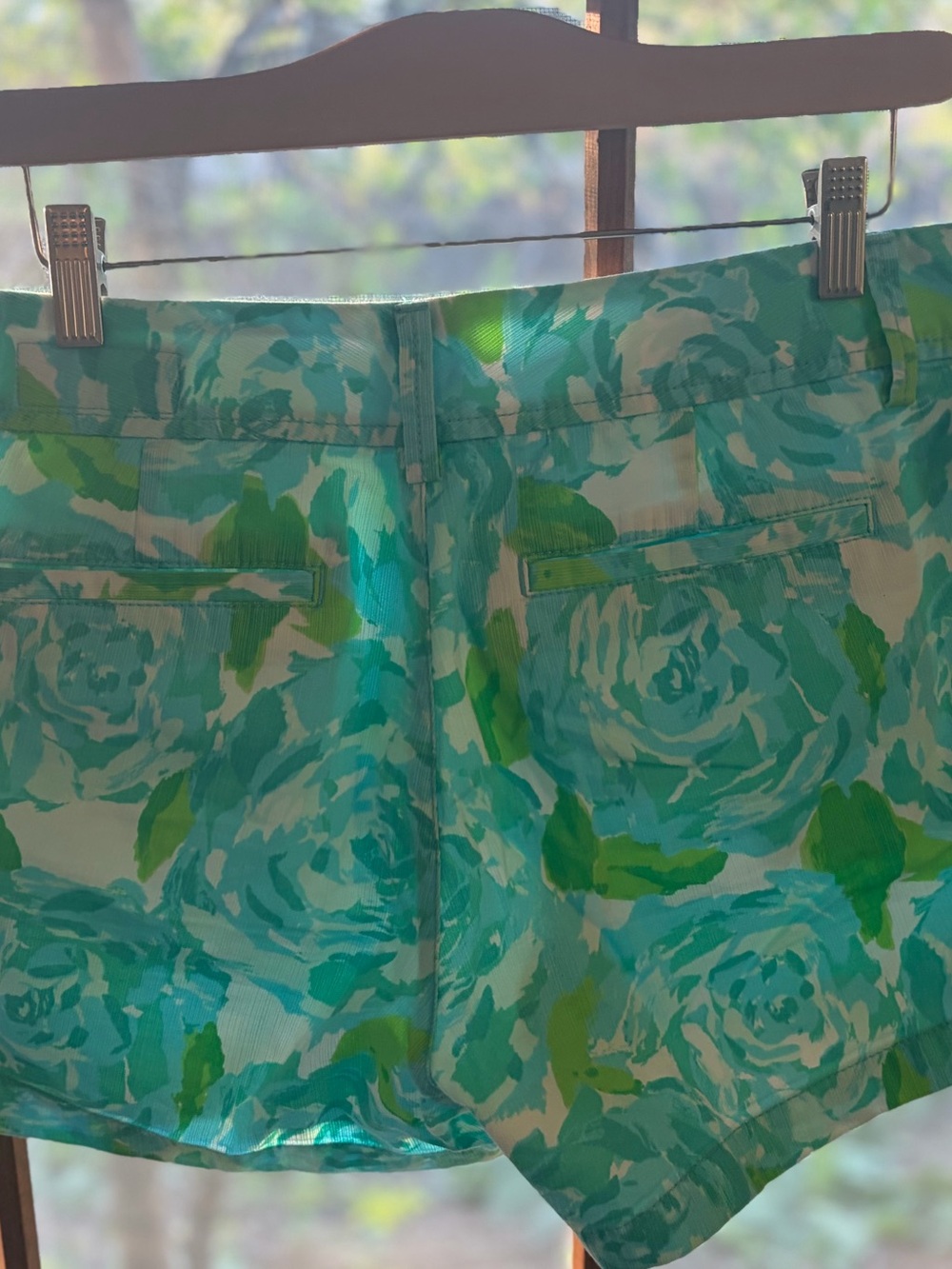 Lilly Pulitzer Mint & Turquoise Floral Bermuda Shorts size 10 - Picture 2 of 5